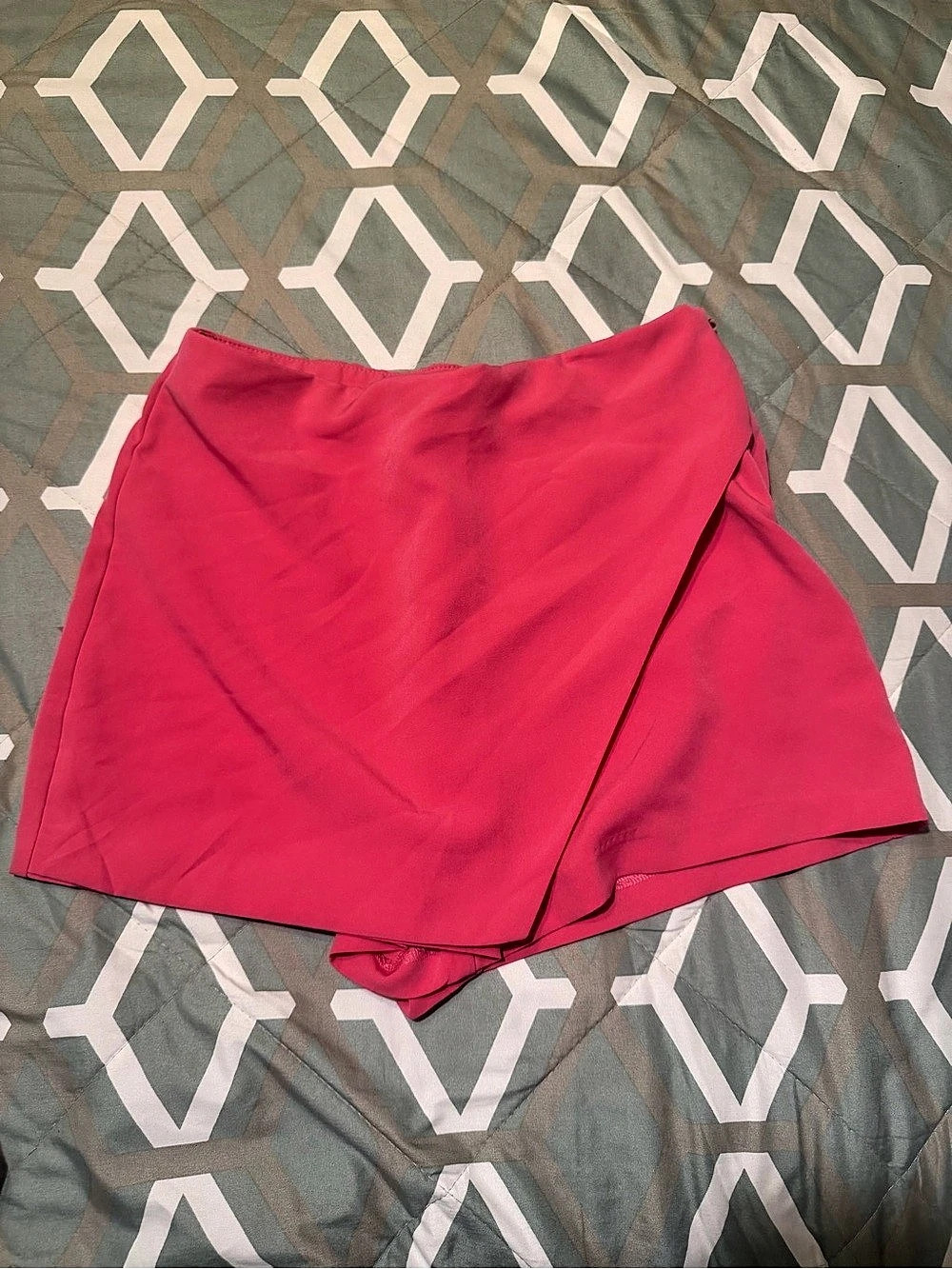 Love Tree High Waist Shorts in Pink Size Large Like New